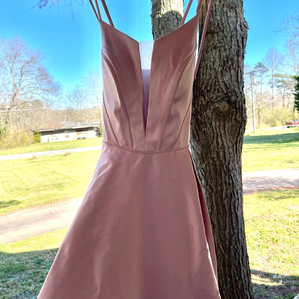 PROM DRESS - Picture 2 of 5